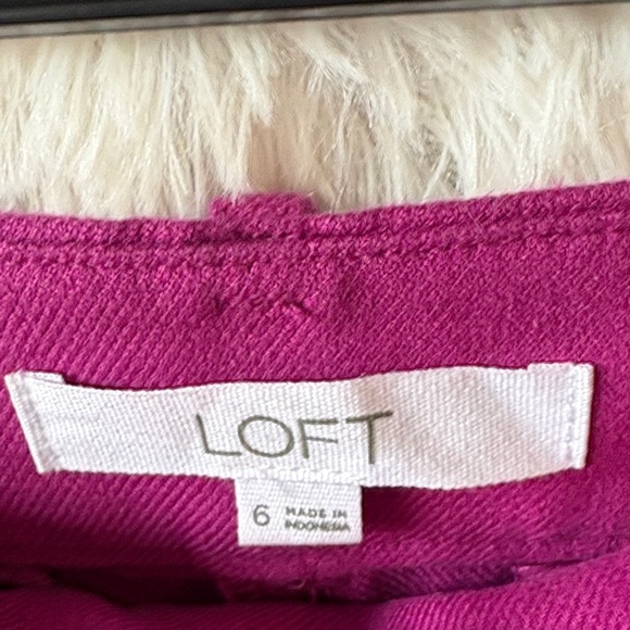LOFT Magenta Ankle Pants - Picture 2 of 8